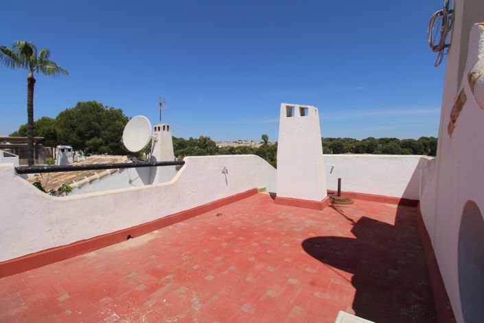 Image No.26-3 Bed Villa for sale