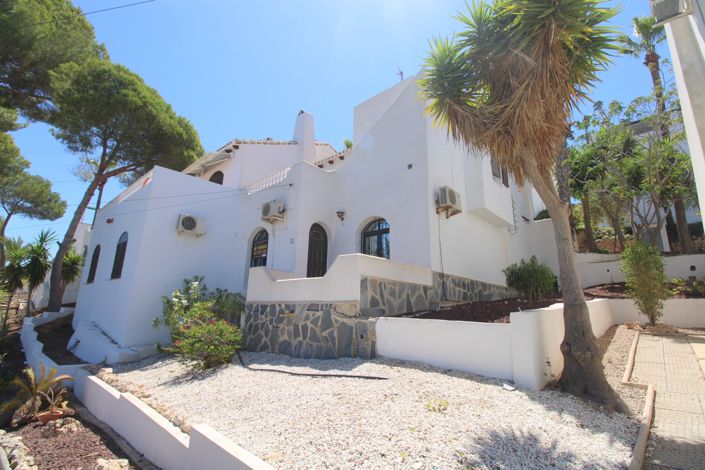 Image No.5-3 Bed Villa for sale