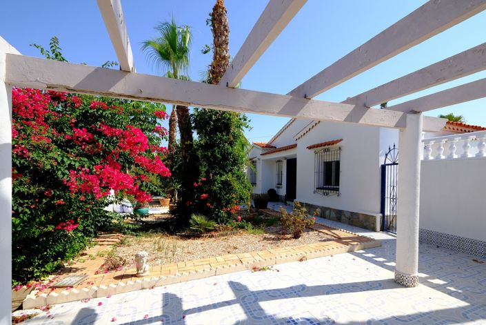 Image No.22-4 Bed Villa for sale