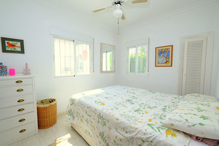 Image No.7-4 Bed Villa for sale