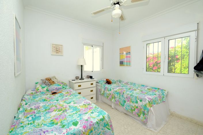 Image No.8-4 Bed Villa for sale