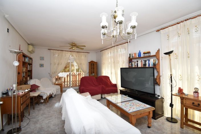 Image No.17-3 Bed Villa for sale