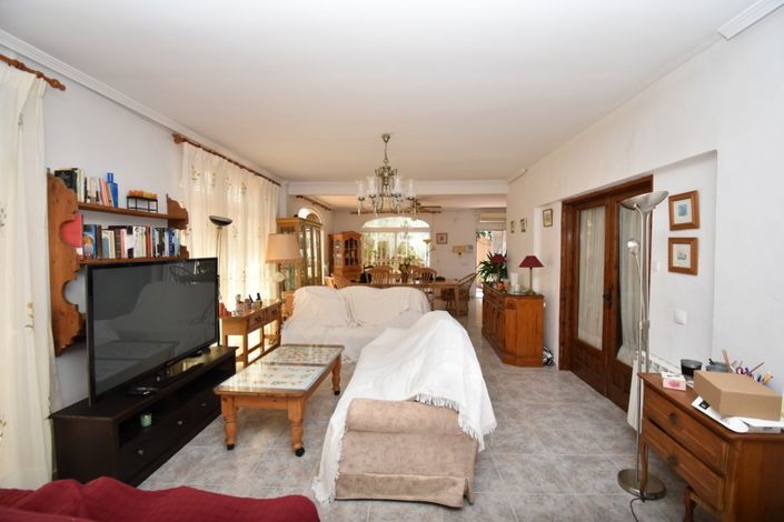 Image No.18-3 Bed Villa for sale