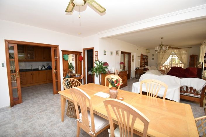 Image No.3-3 Bed Villa for sale