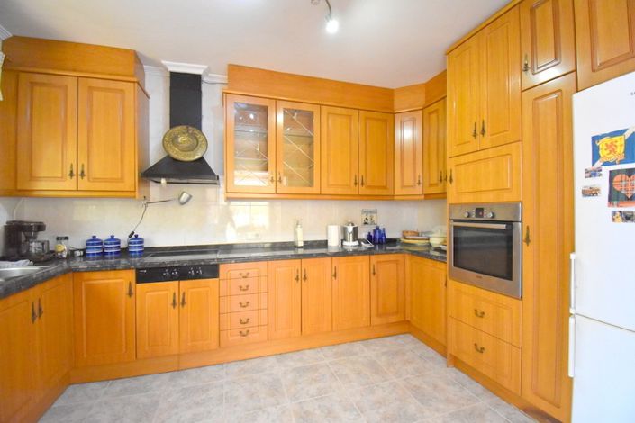 Image No.6-3 Bed Villa for sale