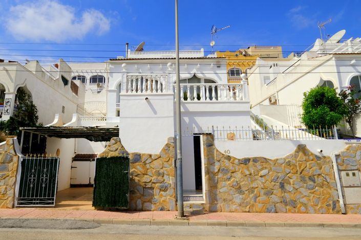 Image No.1-Villa de 3 chambres à vendre à San Miguel de Salinas