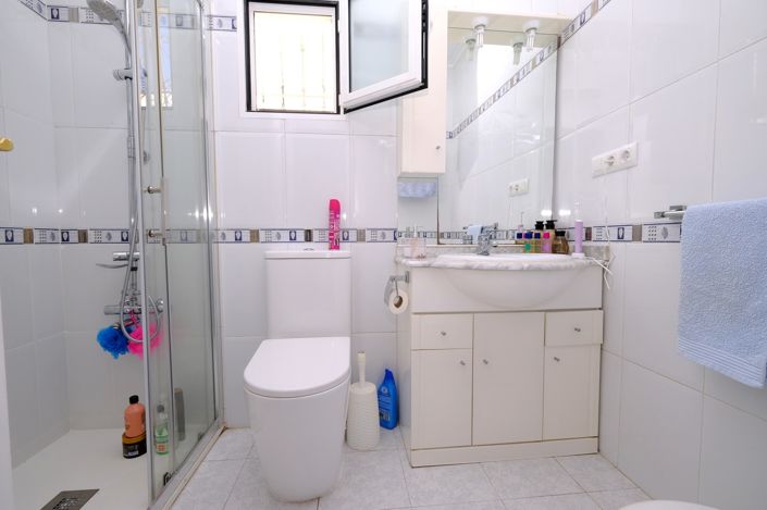 Image No.11-3 Bed Villa for sale