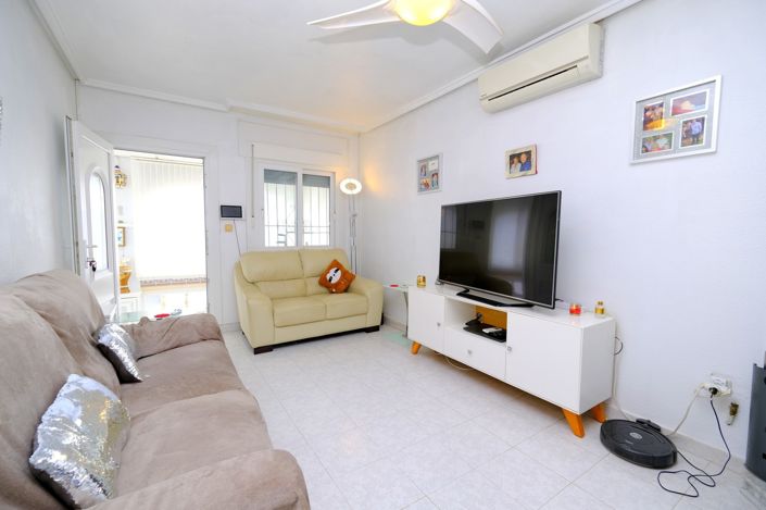 Image No.5-3 Bed Villa for sale