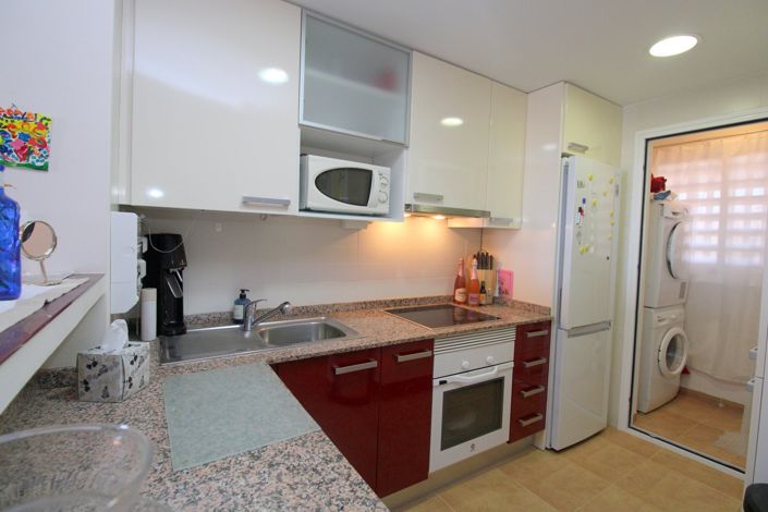 Image No.9-2 Bed Property for sale