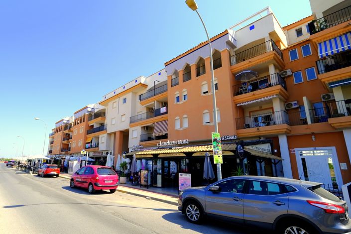 Image No.3-2 Bed Property for sale