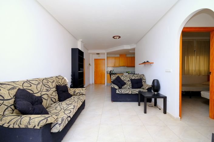 Image No.4-2 Bed Property for sale