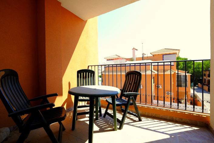 Image No.6-2 Bed Property for sale