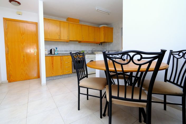 Image No.7-2 Bed Property for sale