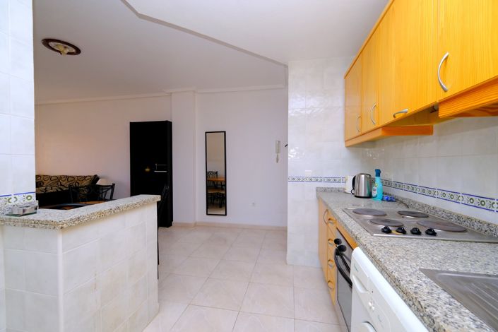 Image No.9-2 Bed Property for sale