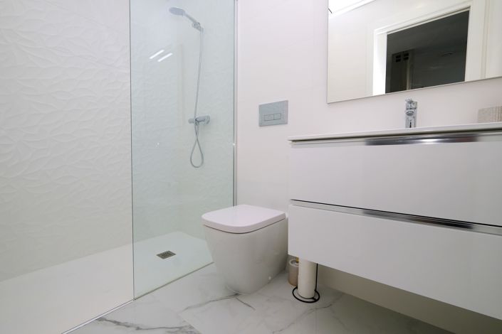 Image No.12-3 Bed Villa for sale