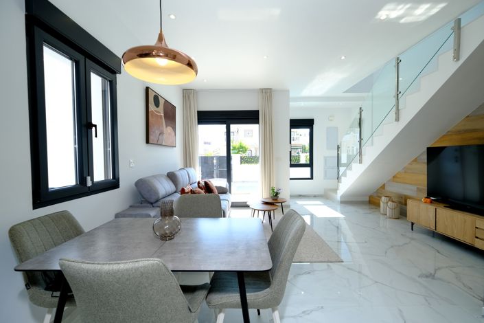 Image No.5-3 Bed Villa for sale