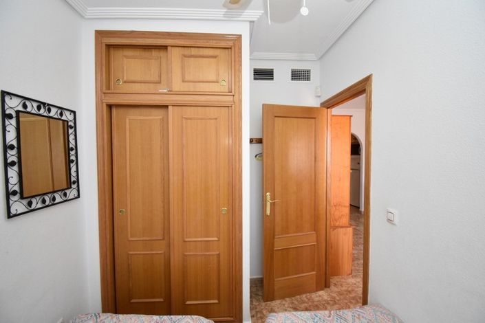 Image No.15-2 Bed Property for sale