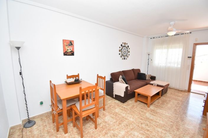 Image No.17-2 Bed Property for sale