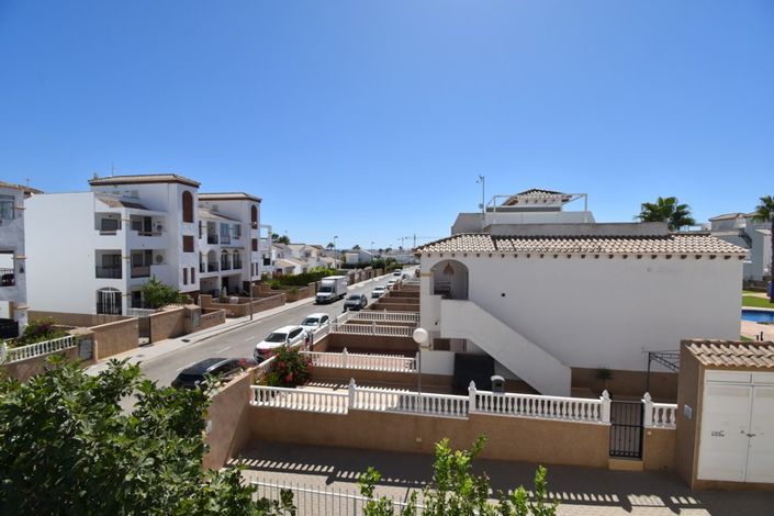 Image No.22-2 Bed Property for sale