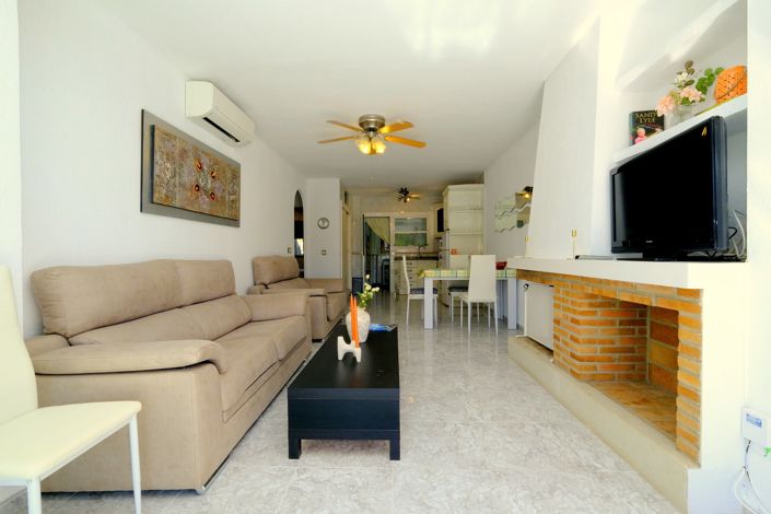 Image No.6-3 Bed Property for sale