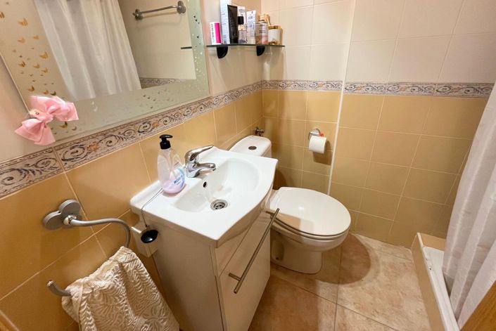 Image No.10-3 Bed Townhouse for sale