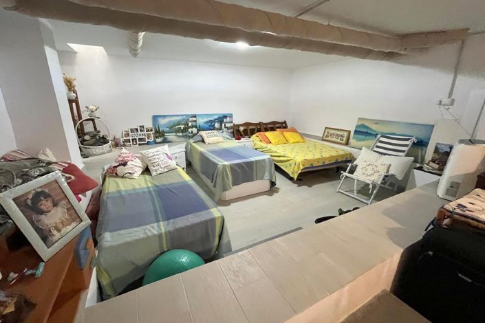 Image No.17-3 Bed Townhouse for sale