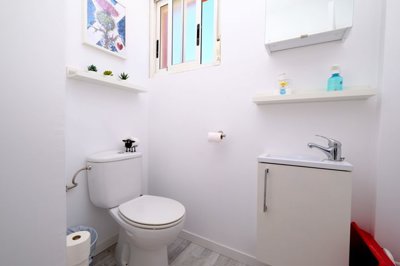 8548033
