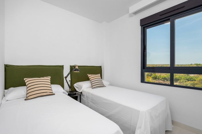 Image No.14-2 Bed Apartment for sale