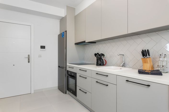 Image No.9-2 Bed Apartment for sale