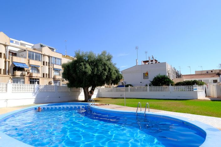 Image No.1-2 Bed Townhouse for sale