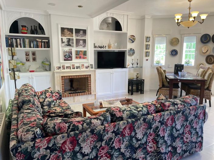 Image No.7-4 Bed Villa for sale