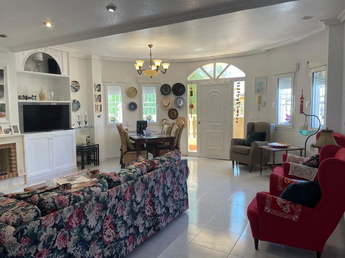 Image No.8-4 Bed Villa for sale