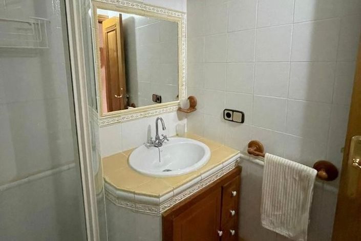 Image No.17-3 Bed Apartment for sale