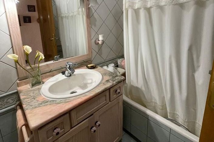 Image No.19-3 Bed Apartment for sale