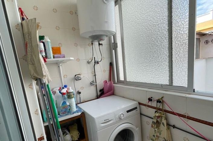 Image No.21-3 Bed Apartment for sale