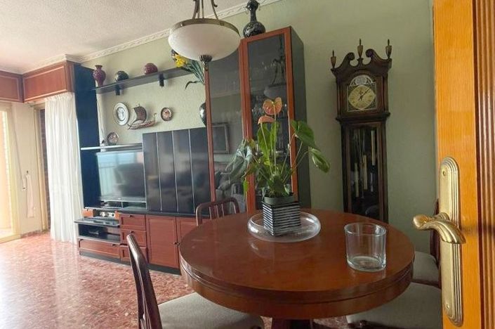 Image No.6-3 Bed Apartment for sale