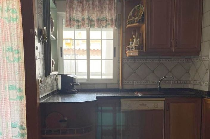 Image No.9-3 Bed Apartment for sale