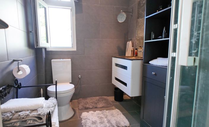 Image No.7-4 Bed Villa for sale