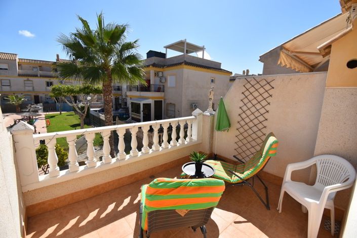 Image No.16-2 Bed Townhouse for sale