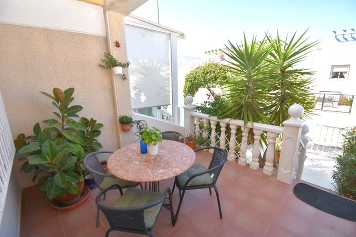 Image No.21-2 Bed Townhouse for sale