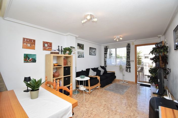 Image No.4-2 Bed Townhouse for sale