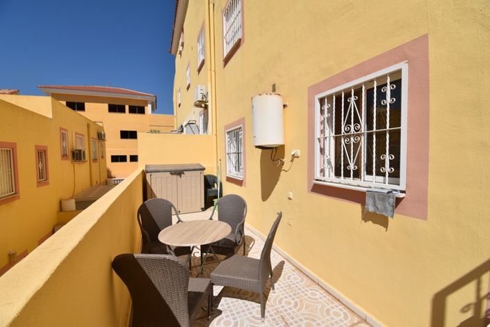 Image No.18-2 Bed Property for sale