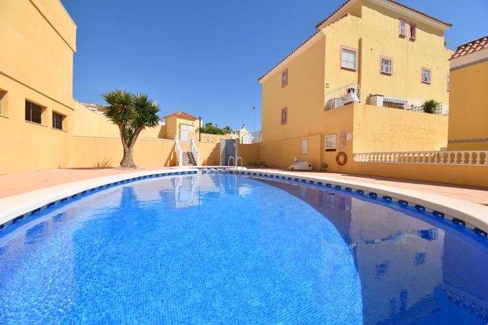 Image No.22-2 Bed Property for sale