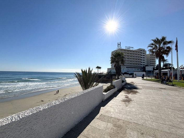 Image No.26-2 Bed Property for sale