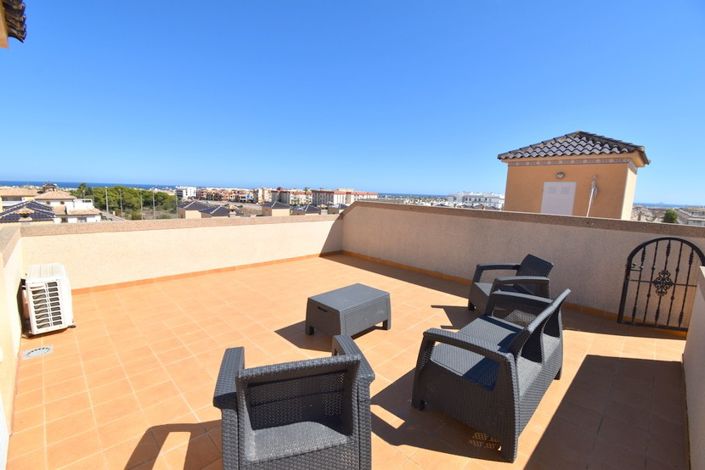 Image No.19-2 Bed Property for sale