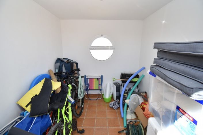 Image No.22-2 Bed Property for sale