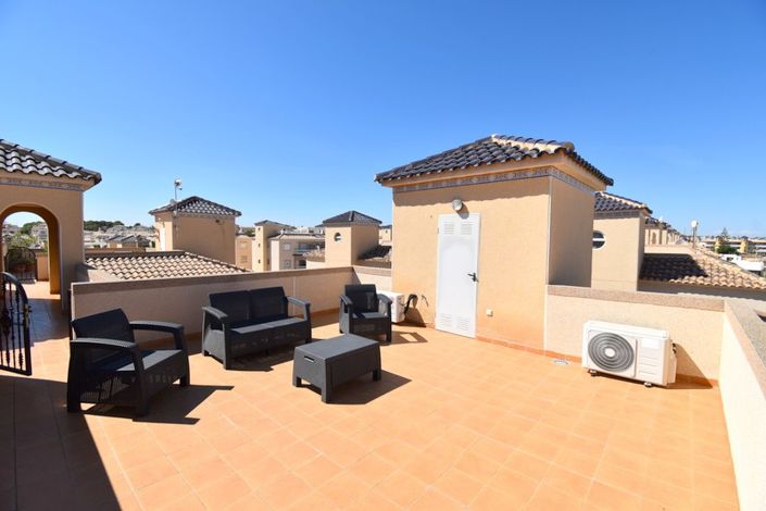 Image No.23-2 Bed Property for sale