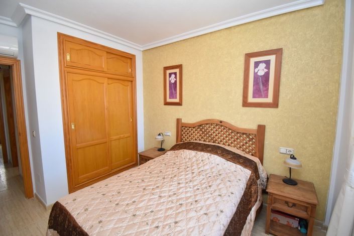 Image No.9-2 Bed Property for sale