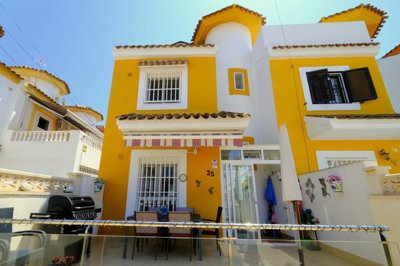 2 Bed Townhouse for sale