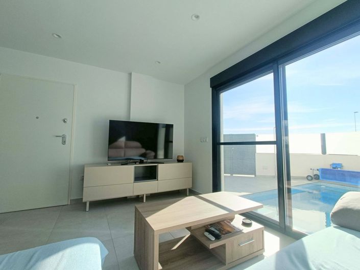 Image No.7-3 Bed Townhouse for sale